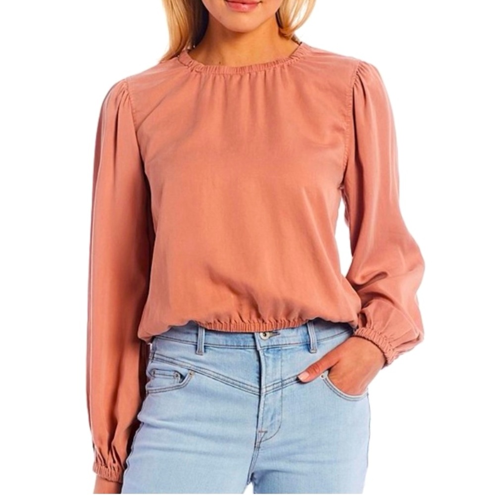 Chelsea & Violet Bishop Sleeve Top Size Medium NWT